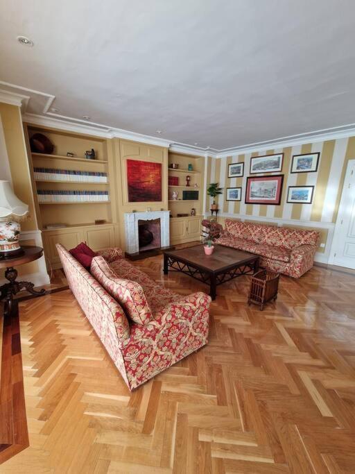 Вілла La Casona Imperial Alpedrete Екстер'єр фото